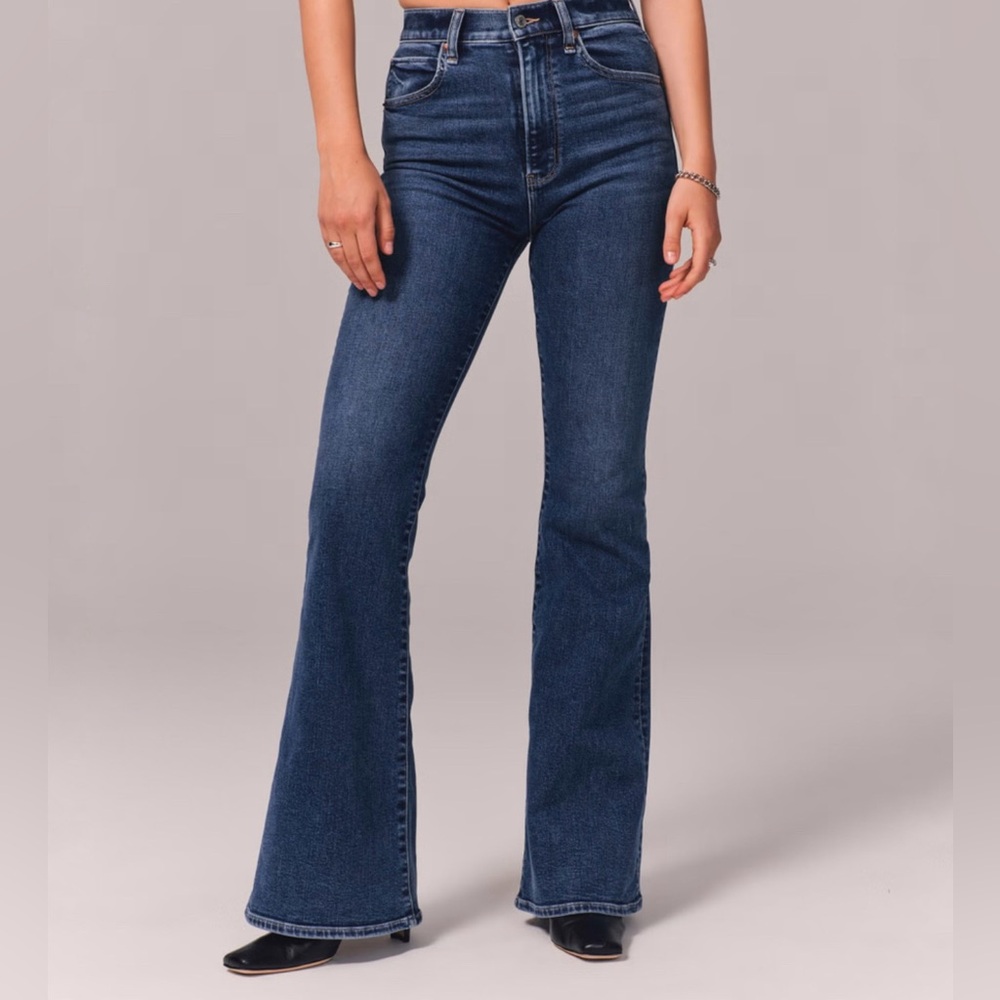 Abercrombie & Fitch Curve Love The Flare Ultra High Rise Jeans Women’s 28